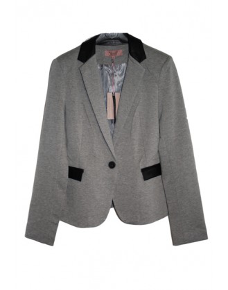 Grey blazer with details in imitation leather